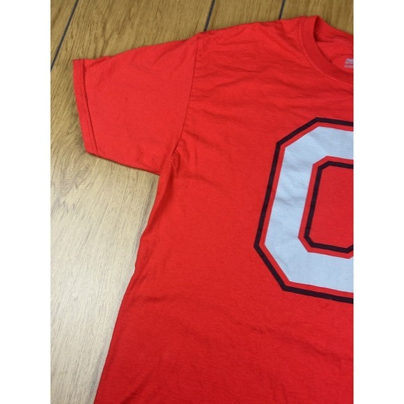 Men's M Red OSU Ohio State Buckeyes T~shirt Authentic Ohio State Apparel. - Picture 4 of 16